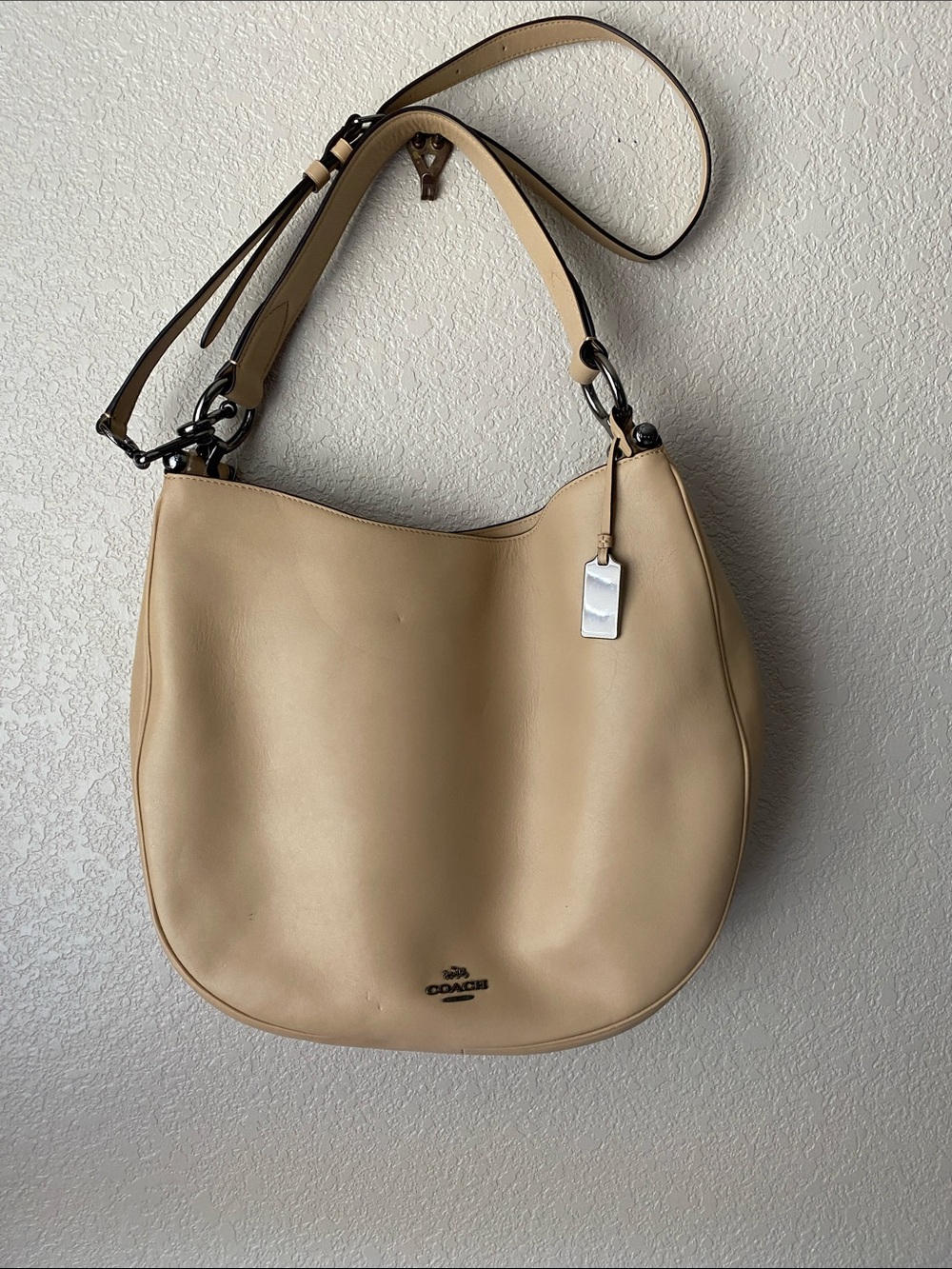 COACH Beachwood Beige Leather Snap NOMAD Hobo Shoulder Bag Purse #36026